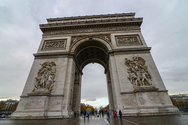 Editie Vernederen Ga lekker liggen Webcam Triumphal arch, Paris, France - Online Live Cam